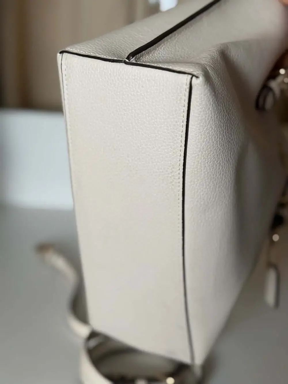Coach Mollie Tote 25 in Chalk Light Saddle Leather